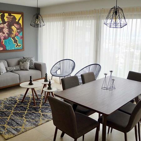 Metropolitan Suites 사포판 외부 사진