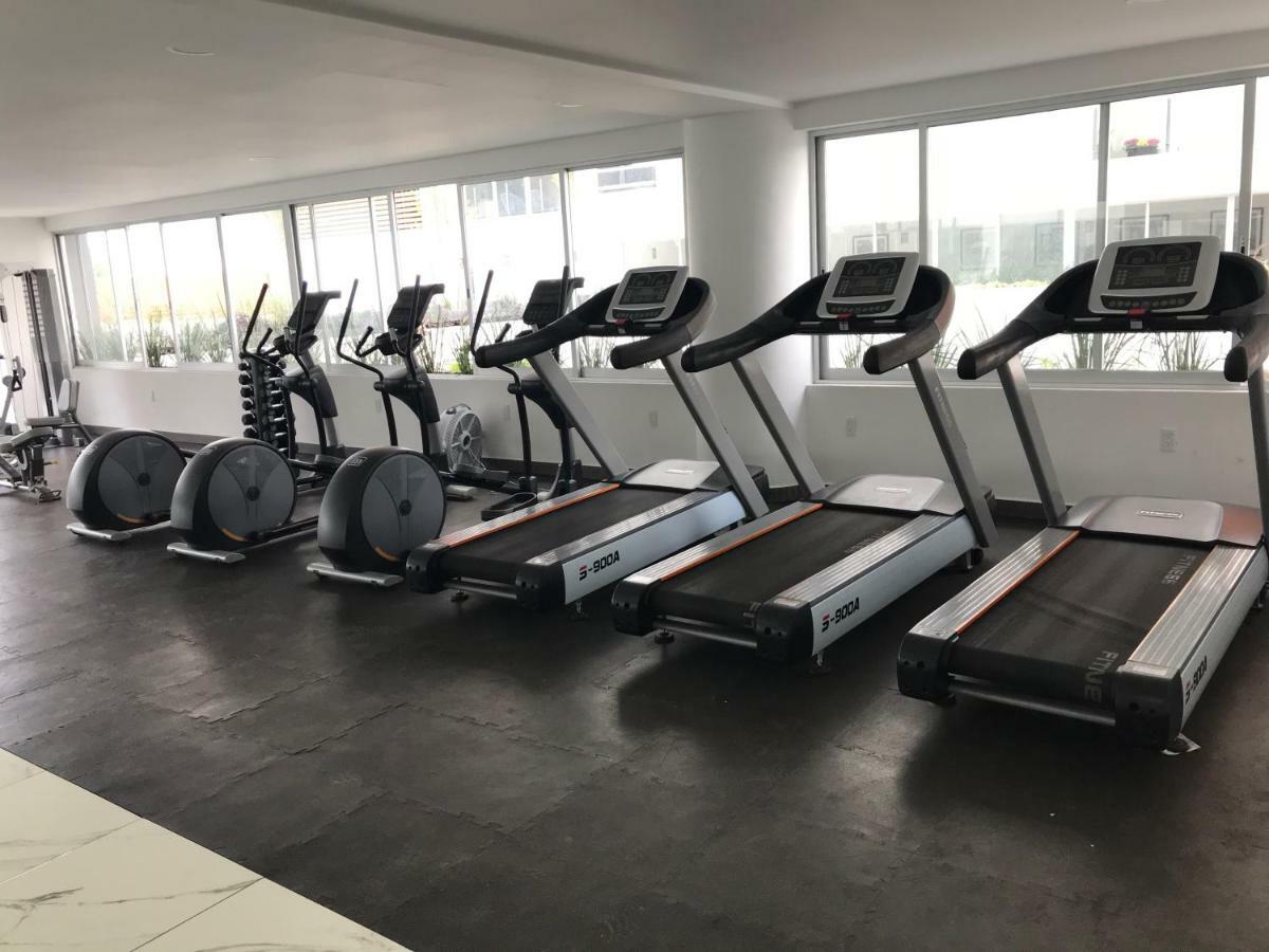 Metropolitan Suites 사포판 외부 사진