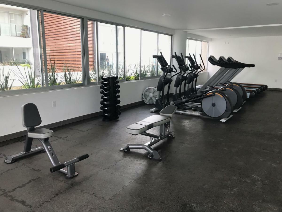Metropolitan Suites 사포판 외부 사진
